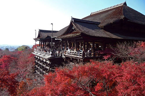 Temple Kiyomizu-dera à Kyoto.