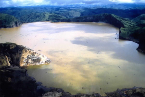 Photo du Lac Nyos au Cameroun.